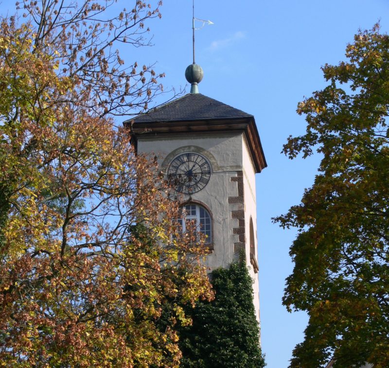 Kapelle im Herbst